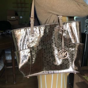 Michael Kors Rose Gold Bag